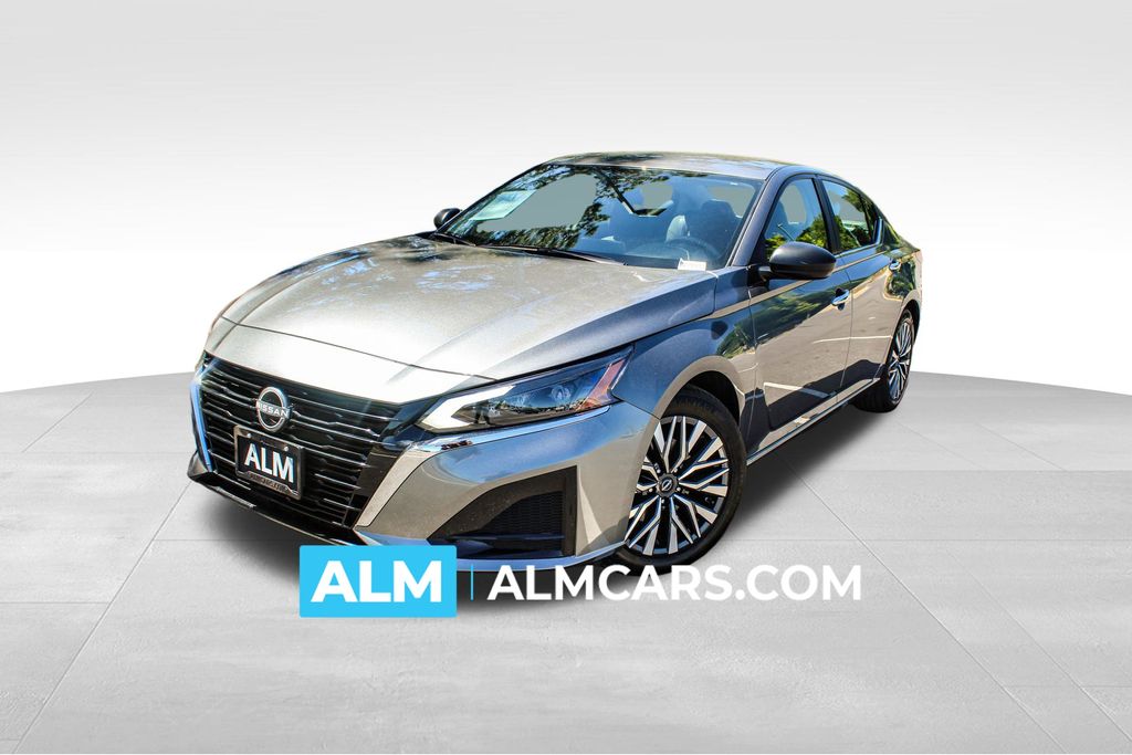 Gray (Gun Metallic) 2025 Nissan Altima Sedan Front-Wheel Drive Continuously Variable Transmission