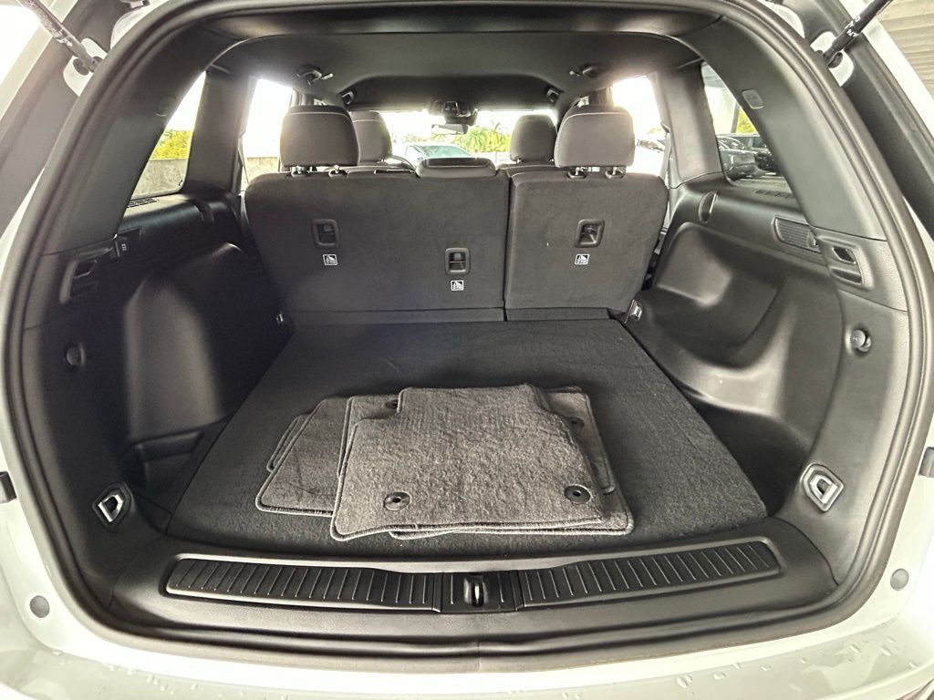 Used 2025 Bright White Clearcoat Jeep Laredo image 43