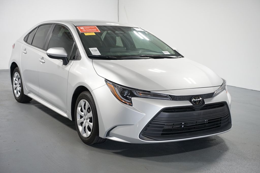 Thumbnail: 2024 Toyota Corolla - 3
