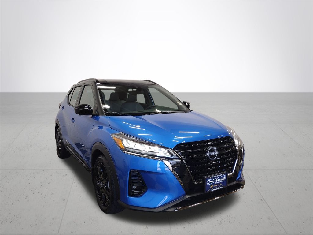 2024 Nissan Kicks SR
