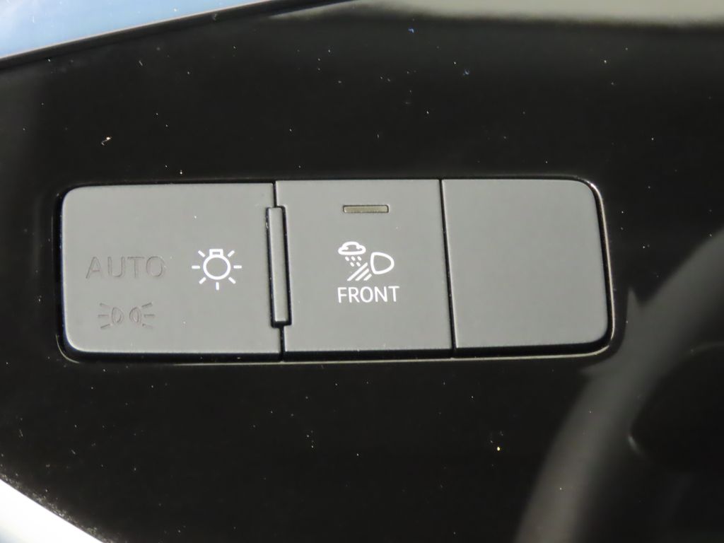 Thumbnail: 2025 Audi Q3 - 20