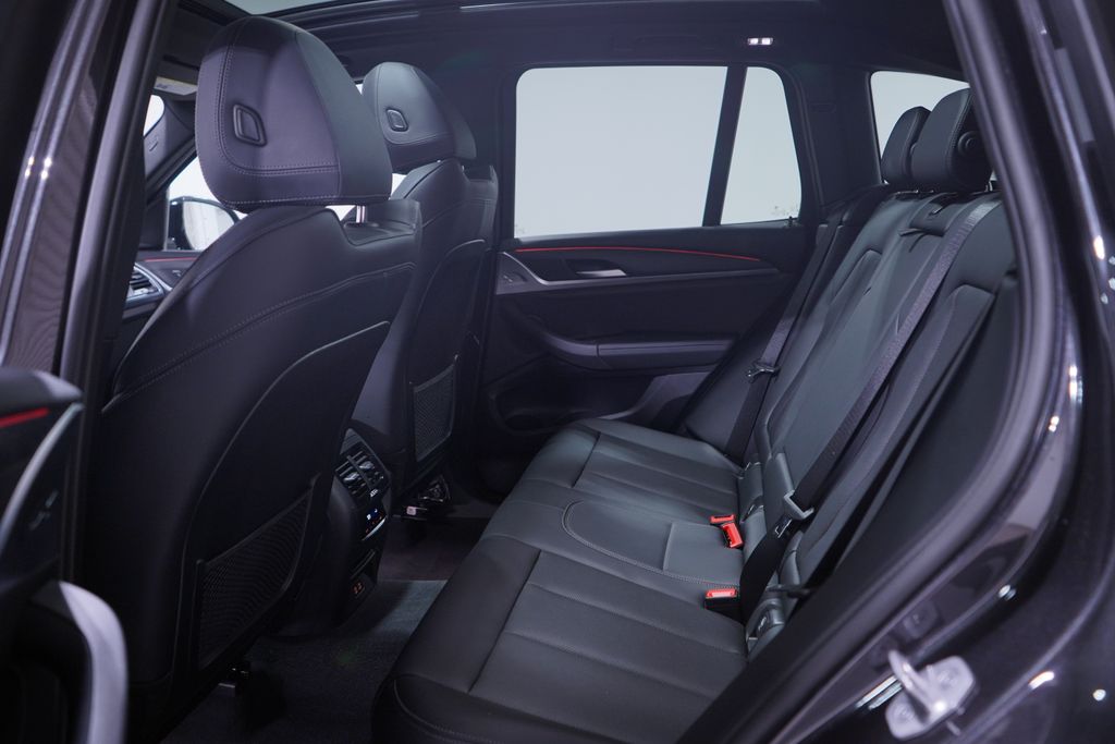 Thumbnail: 2023 BMW X3 - 9