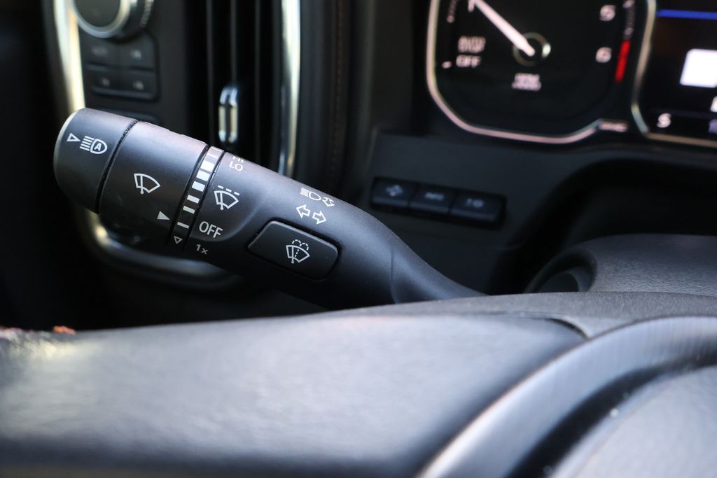 Thumbnail: 2021 GMC Sierra 1500 - 23