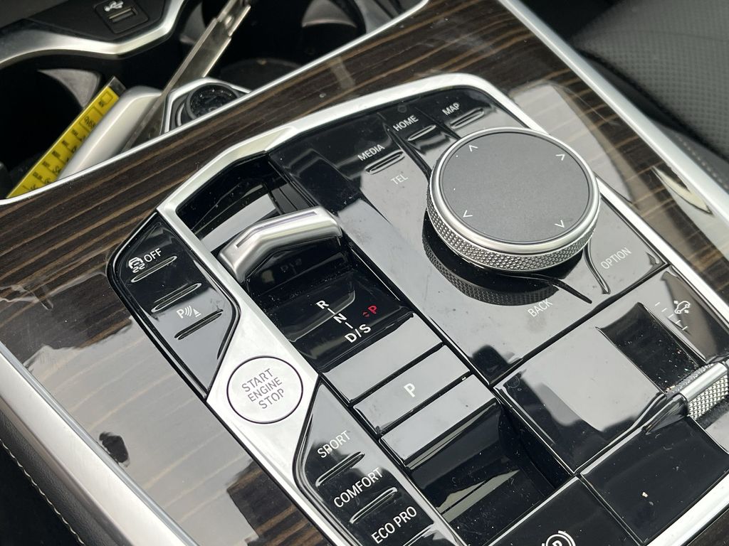 Thumbnail: 2024 BMW X7 - 20