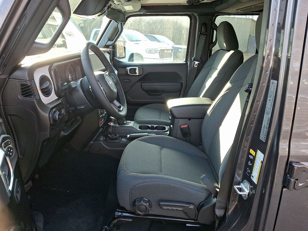 New 2026 Jeep Wrangler SUV