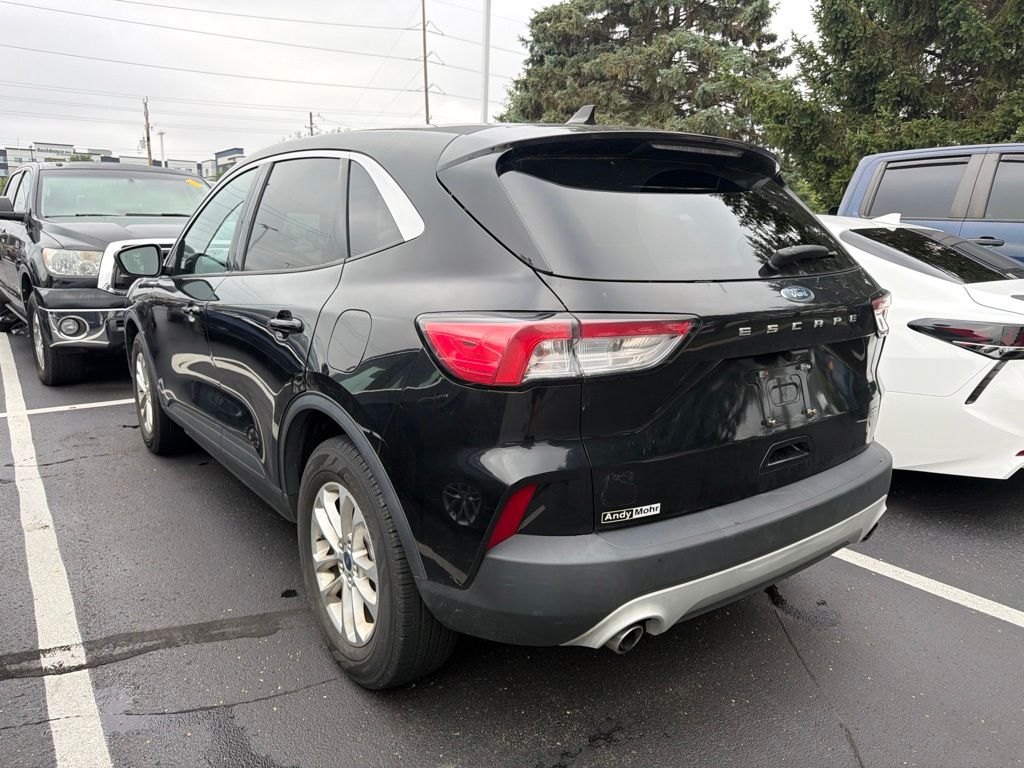 Thumbnail: 2020 Ford Escape - 2