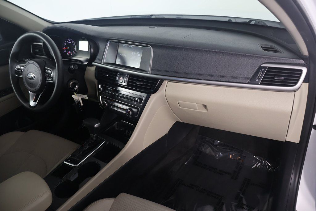 2018 Kia Optima LX 9