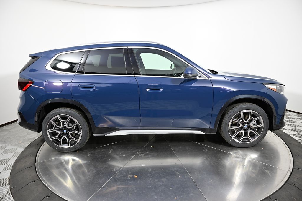 Thumbnail: 2026 BMW X1 - 6