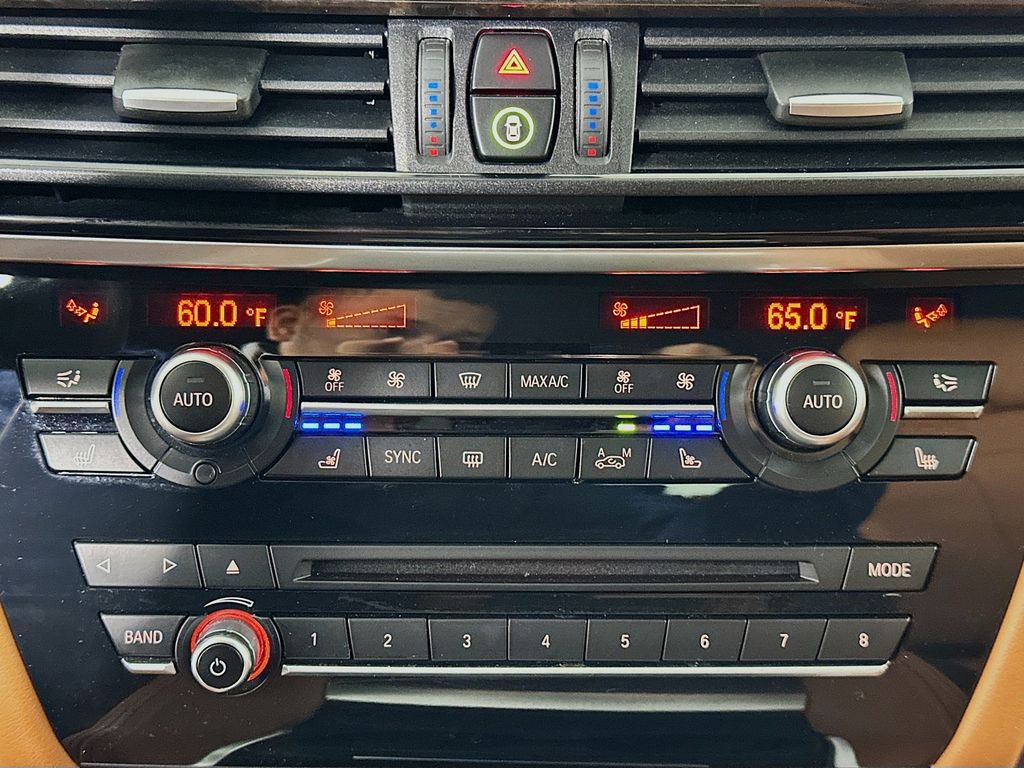 Thumbnail: 2019 BMW X6 - 16