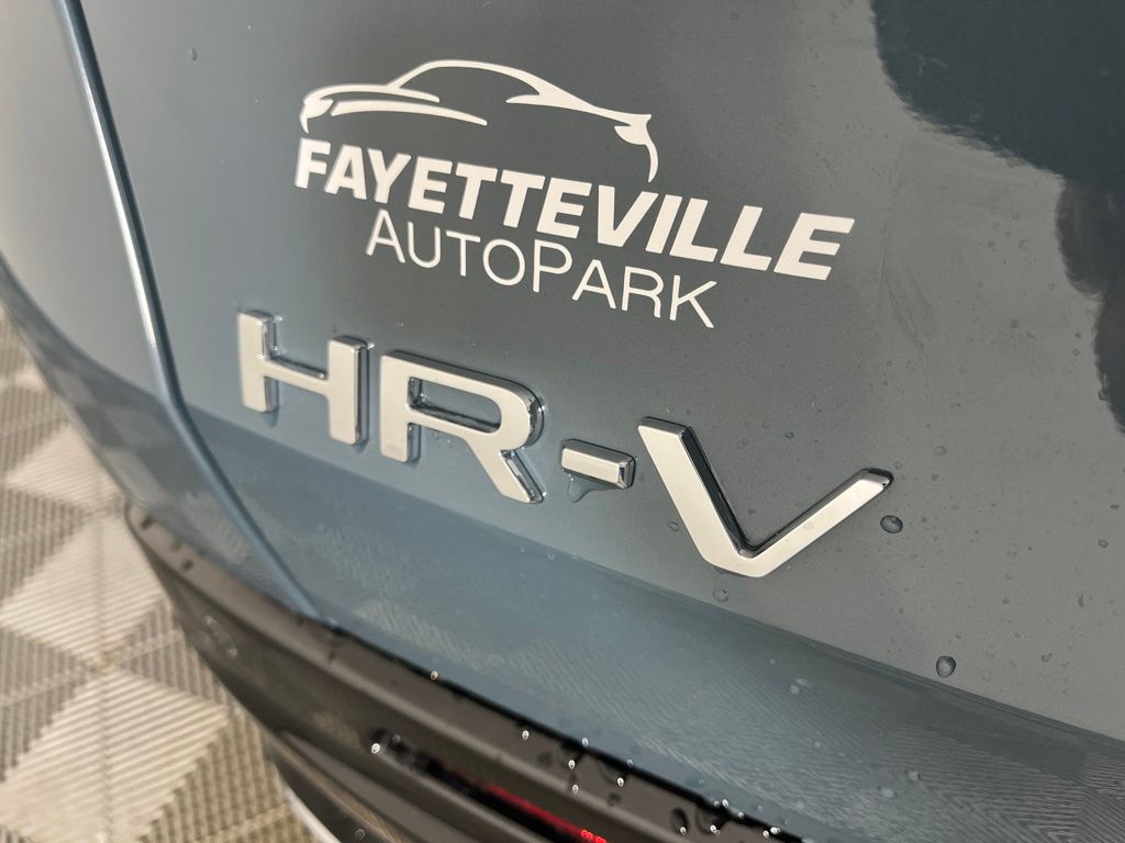 Thumbnail: 2027 Honda HR-V - 23