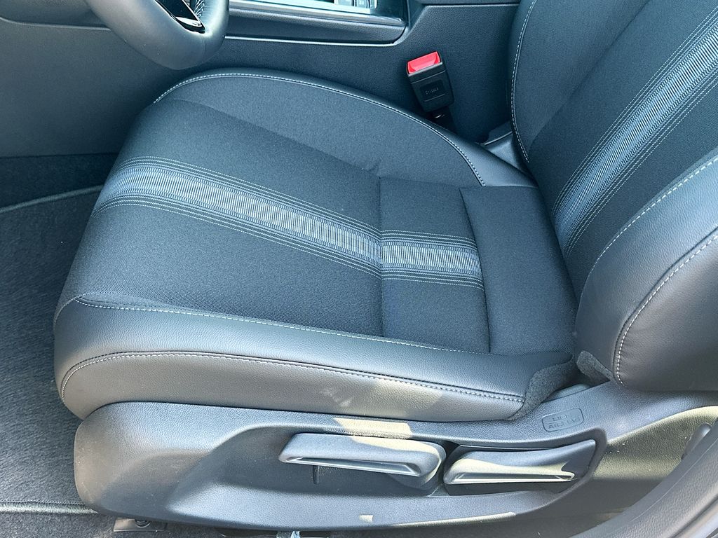 2025 Honda Civic Sport 18