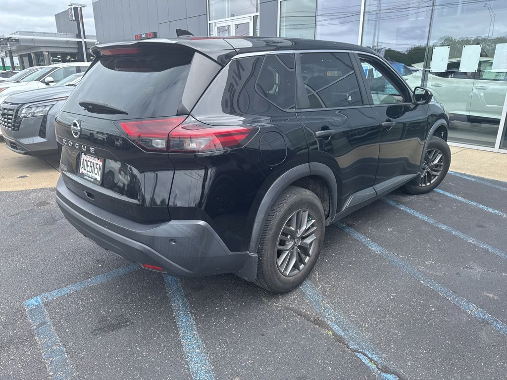 used 2021 Nissan Rogue car