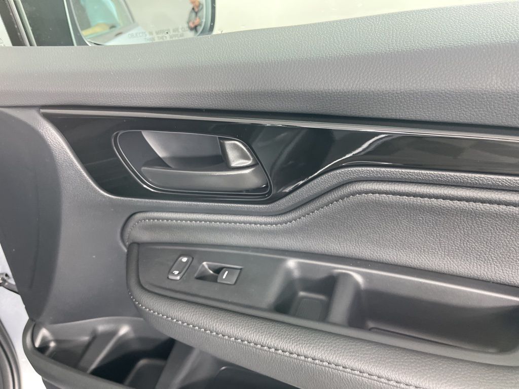 Thumbnail: 2026 Honda Odyssey - 9