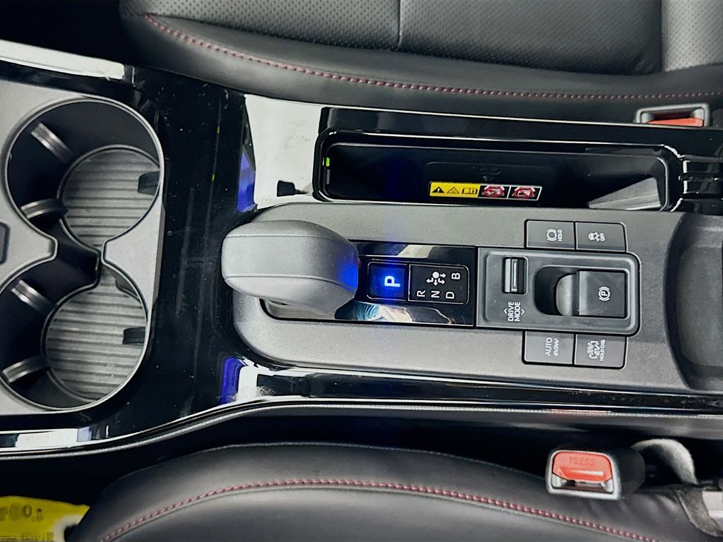 Thumbnail: 2024 Toyota Prius Prime - 16