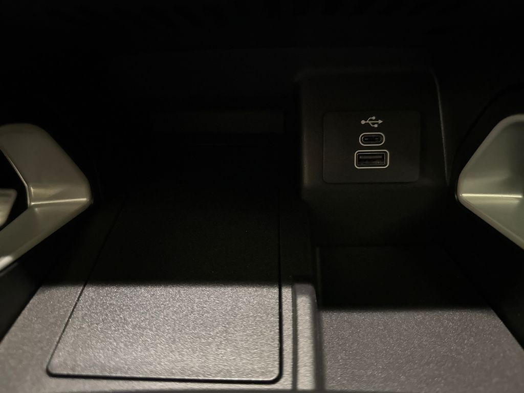 New 2026 White Ford Lariat image 34