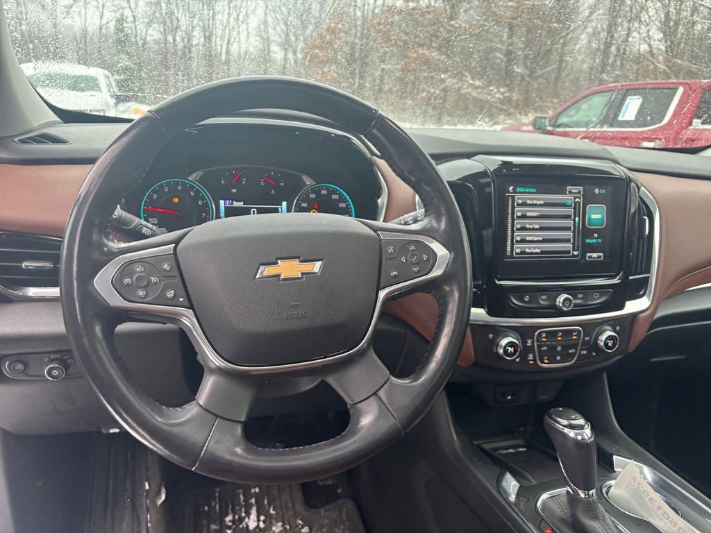 2018 Chevrolet Traverse High Country 9