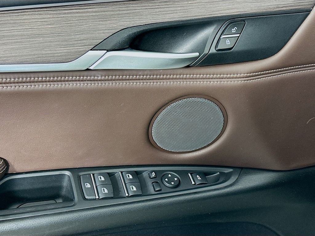 Thumbnail: 2017 BMW X5 - 18