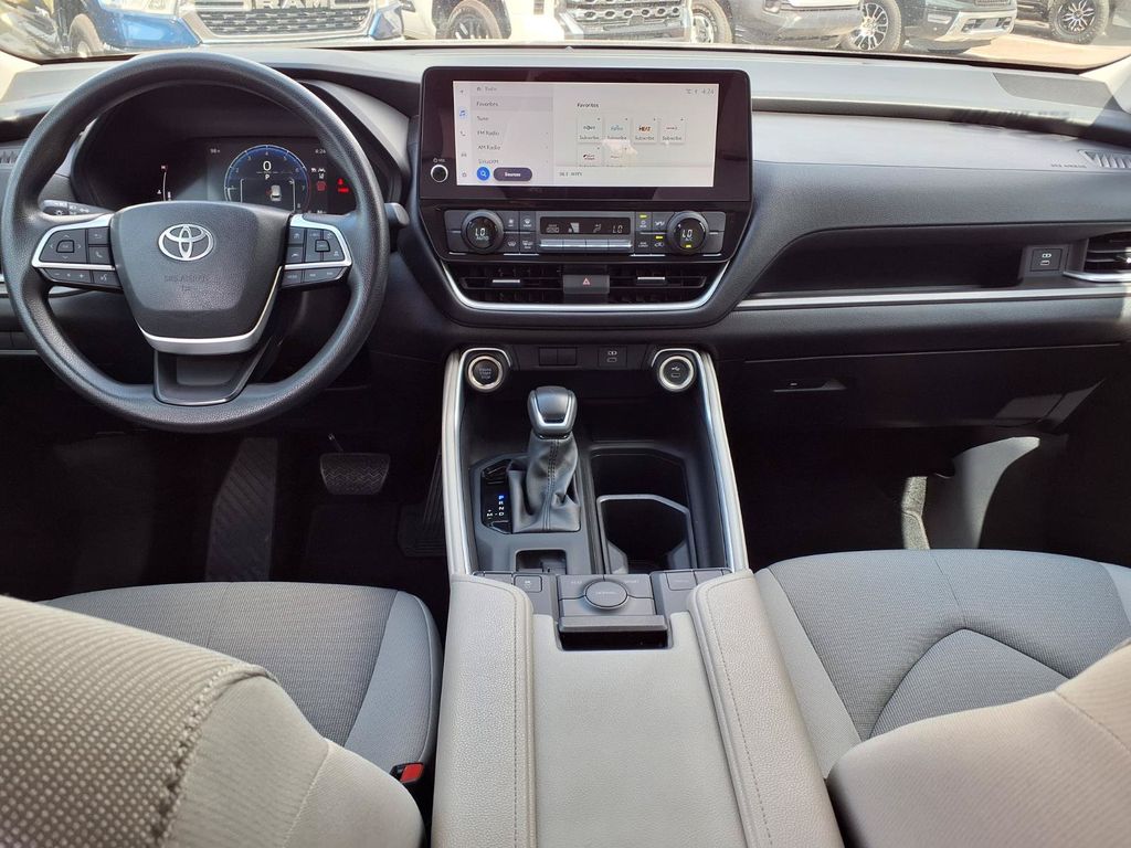 Used 2025 Toyota Grand Highlander SUV