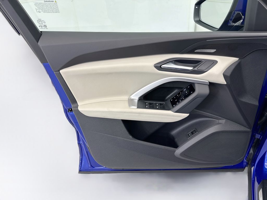 Thumbnail: 2026 Audi Q5 - 23