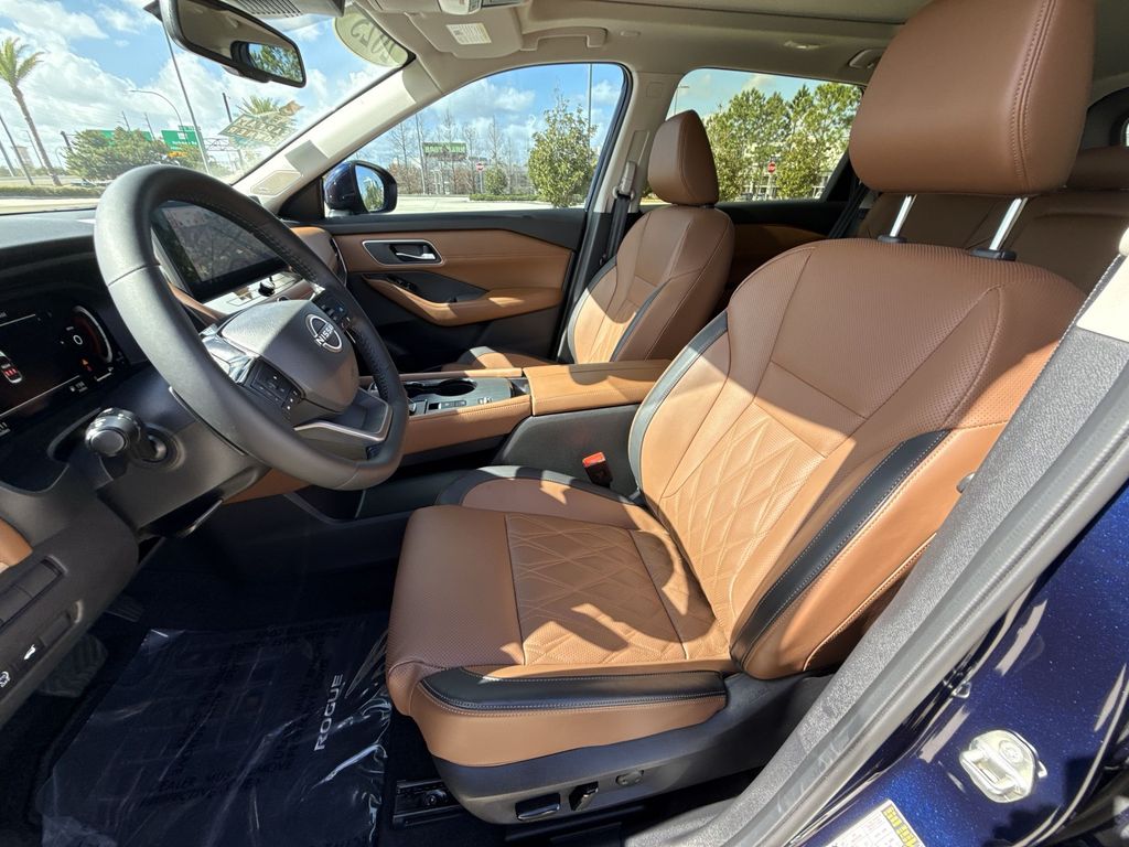 Thumbnail: 2025 Nissan Rogue - 13