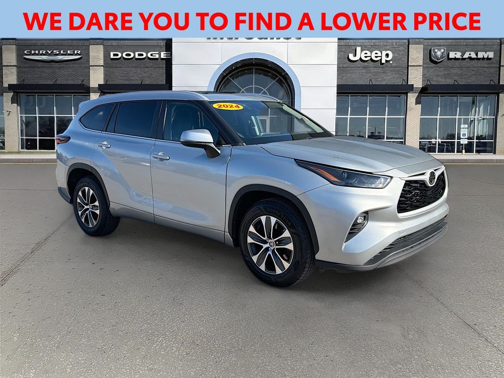 2024 Toyota Highlander XLE FWD