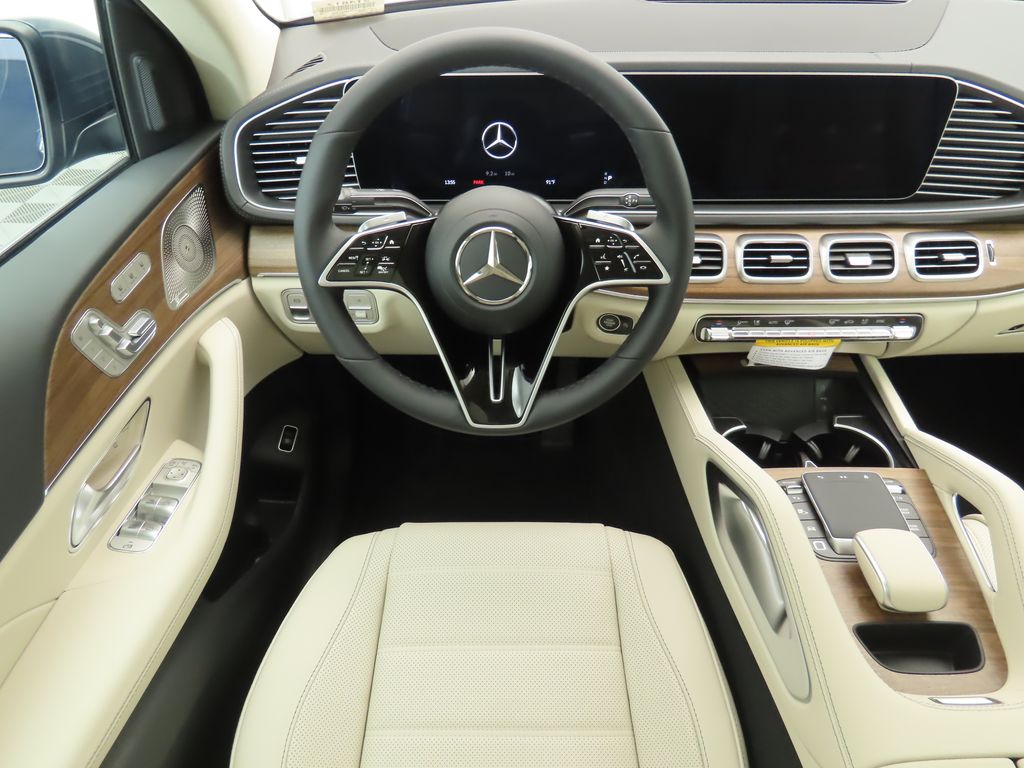 Thumbnail: 2026 Mercedes-Benz GLE - 10