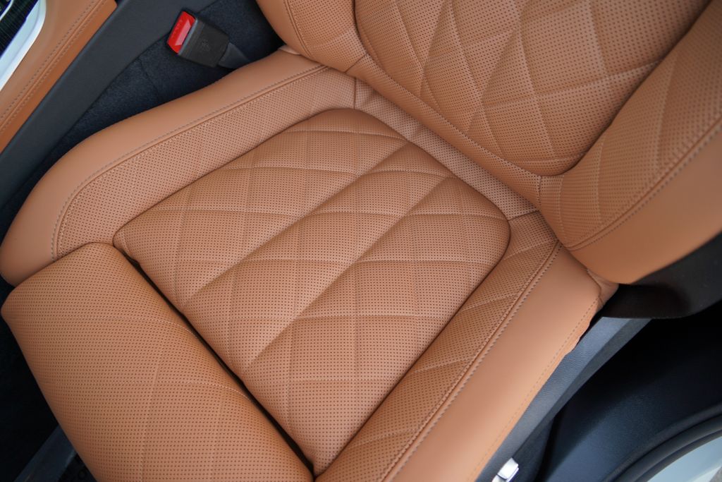 Thumbnail: 2026 BMW X5 - 11
