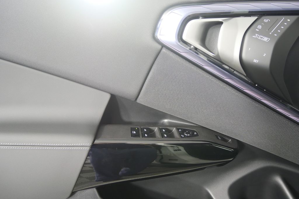 Thumbnail: 2026 BMW X3 - 8