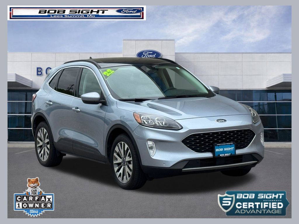 2022 Ford Escape Titanium