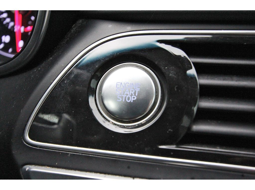 Used 2021 Genesis G70 Sedan