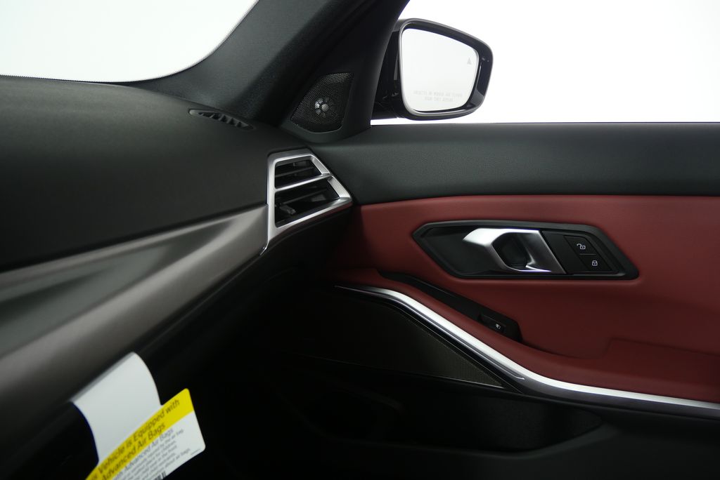 2025 BMW 3 Series 330i 23