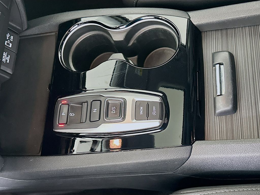 Thumbnail: 2022 Honda Pilot - 16