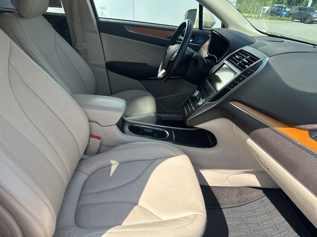 2017 Lincoln MKC Select