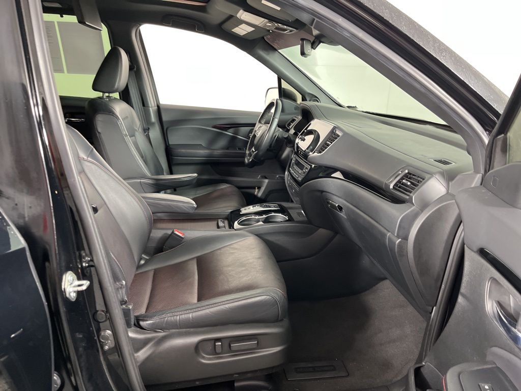 Thumbnail: 2020 Honda Pilot - 8