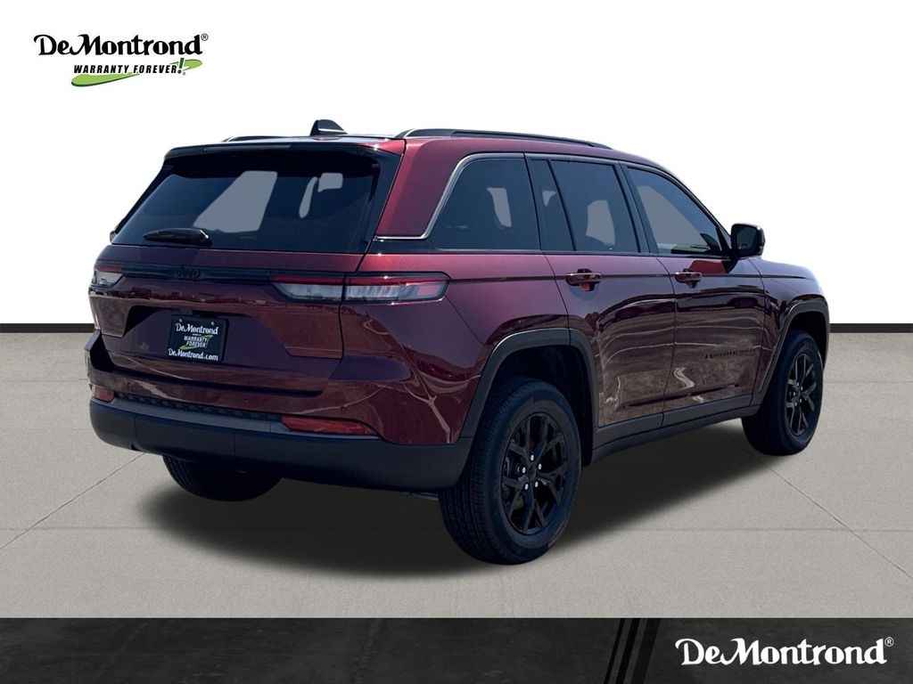 2026 Jeep Grand Cherokee Altitude - 4