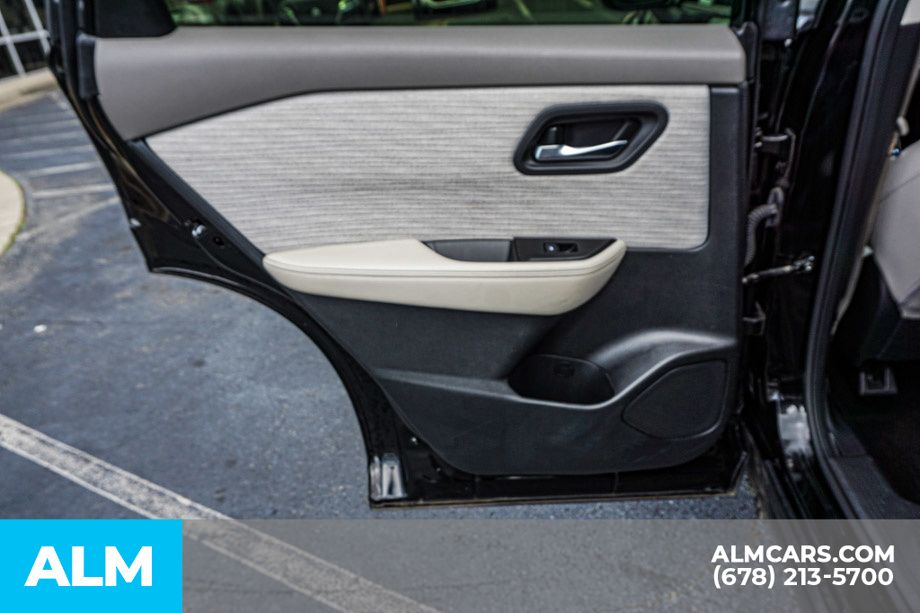 Used 2023 Black Nissan SV image 48