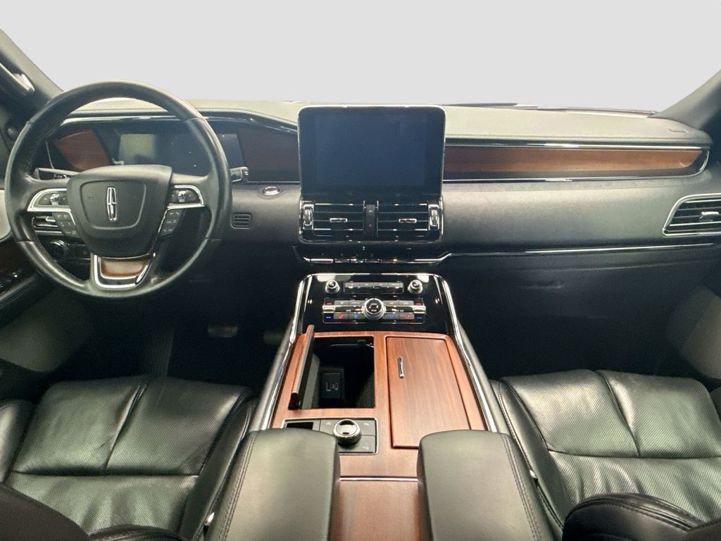 Thumbnail: 2020 Lincoln Navigator - 13