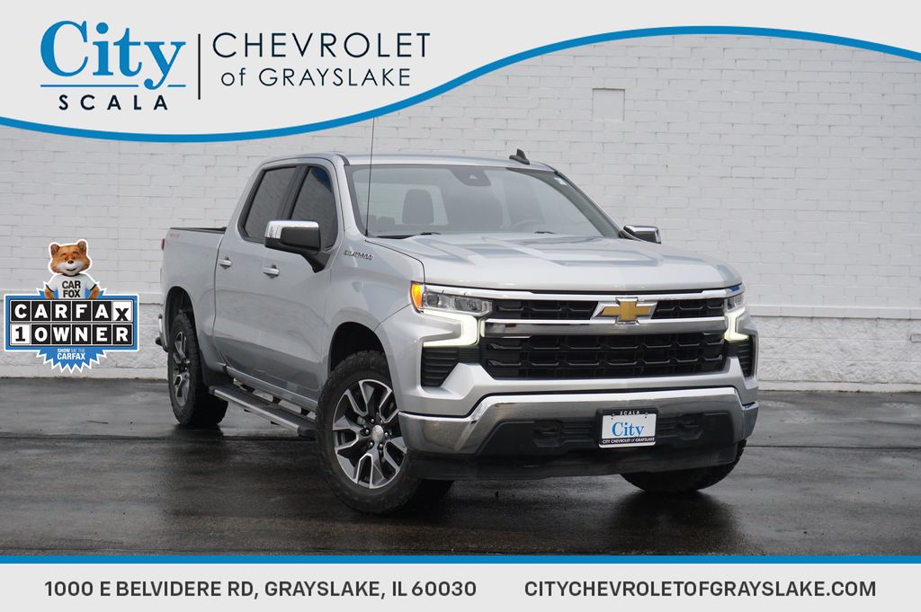 Silver Ice Metallic 2022 Chevrolet Silverado 1500 LT Crew Cab 4WD Pickup Truck Four-Wheel Drive 8-Speed Automatic