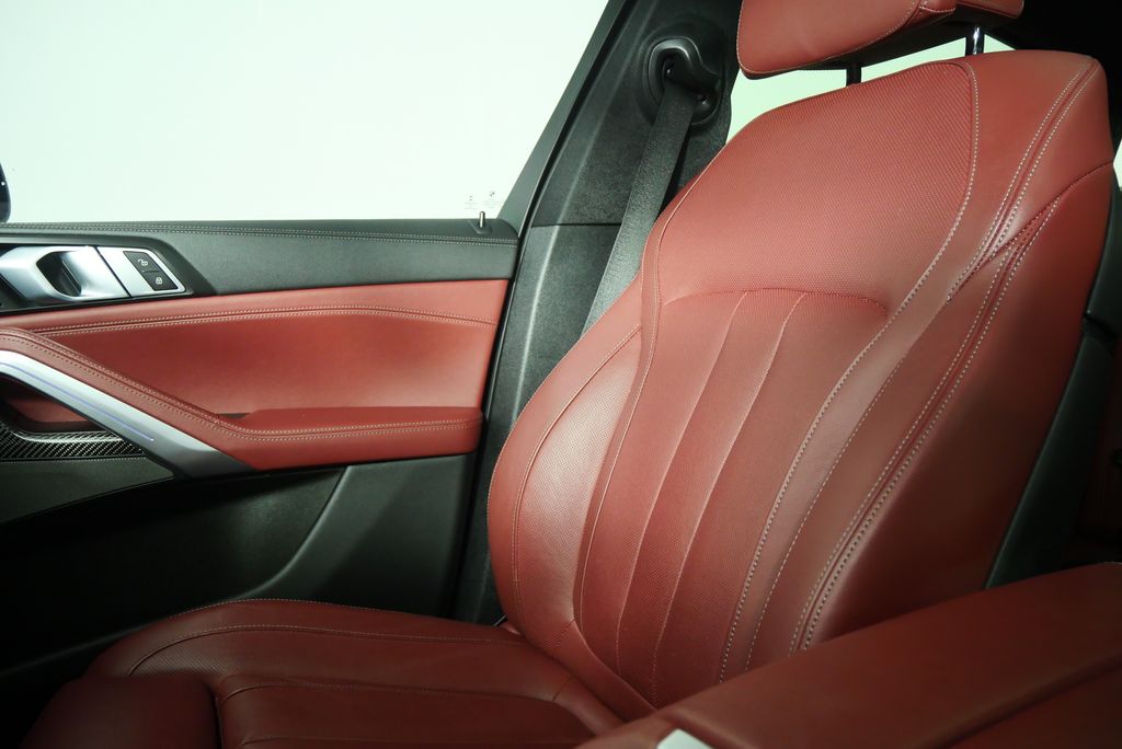 Thumbnail: 2021 BMW X6 - 27