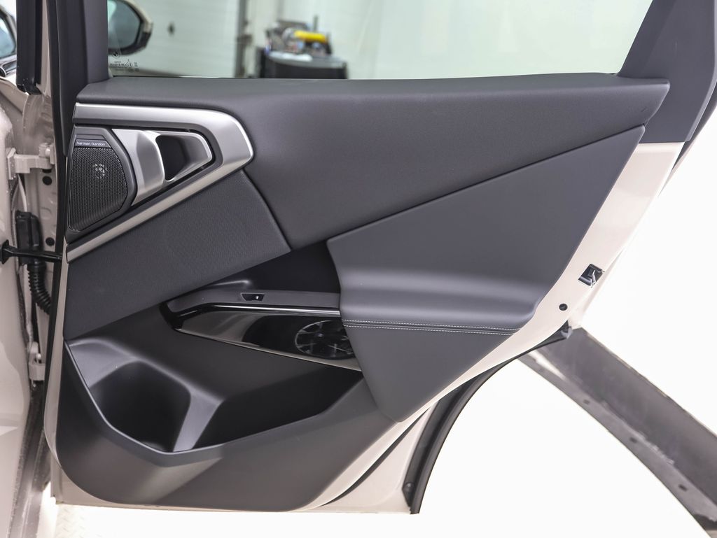 Thumbnail: 2026 BMW X3 - 26