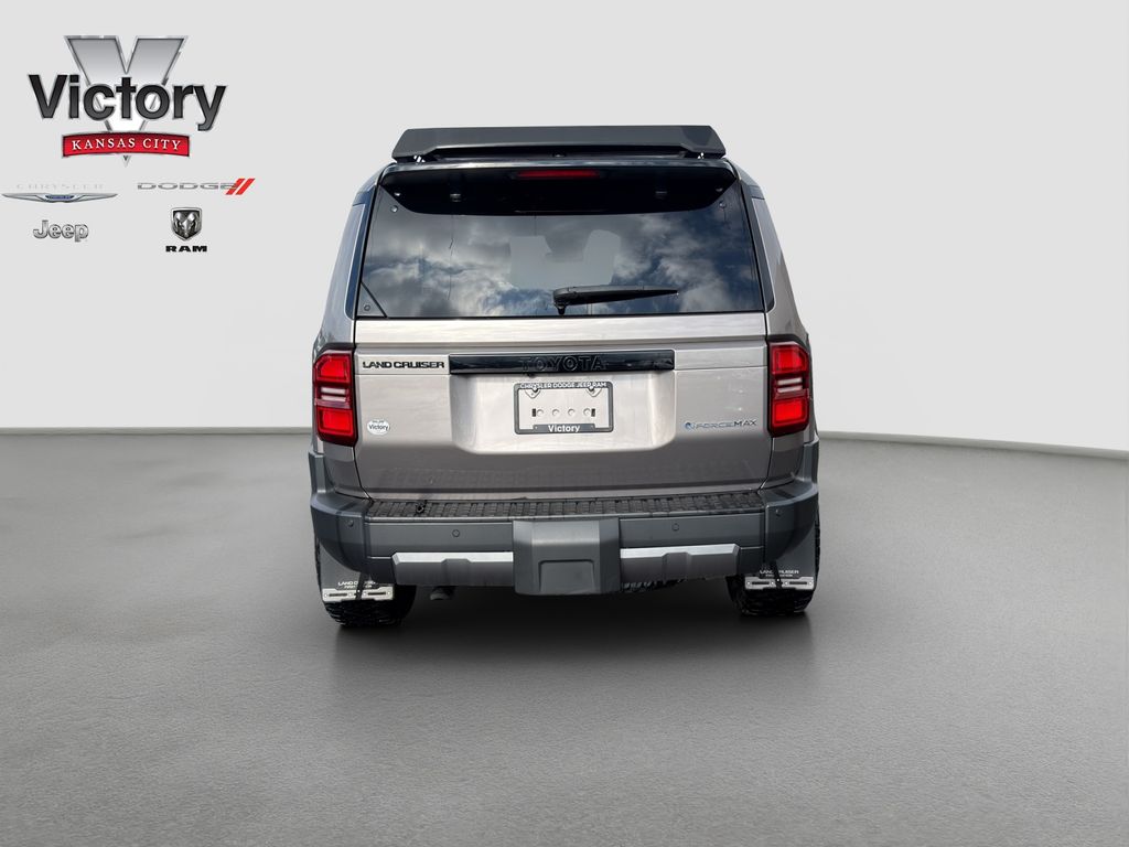 View vehicle photo 6