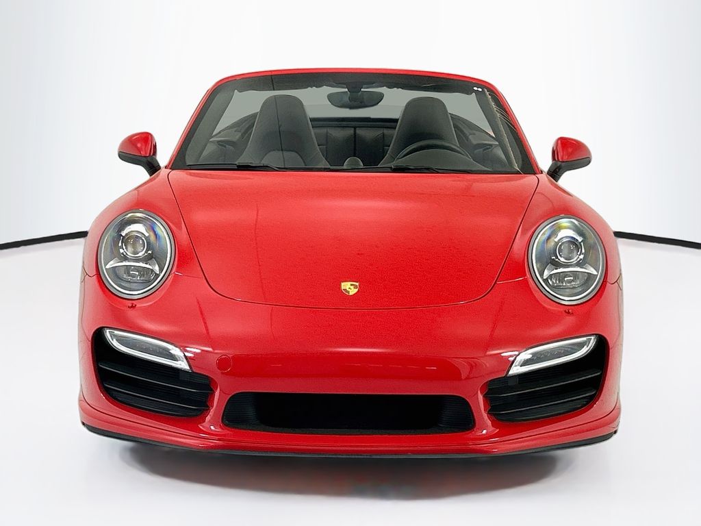 Thumbnail: 2014 Porsche 911 - 10