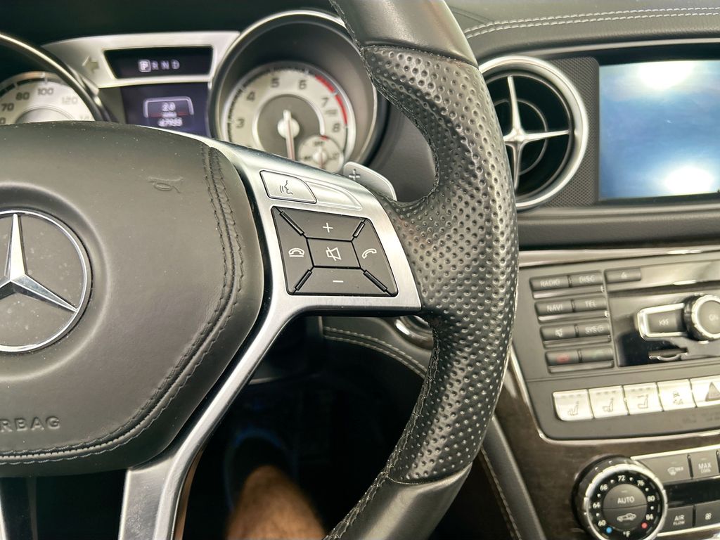 Thumbnail: 2015 Mercedes-Benz SL-Class - 12
