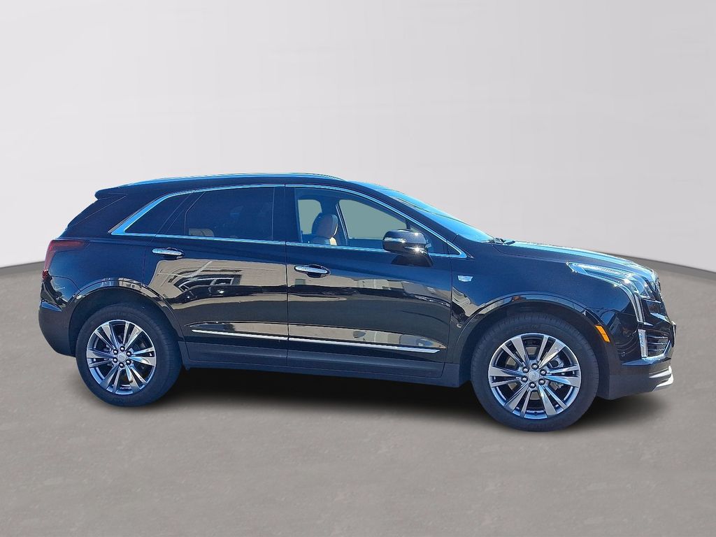 Thumbnail: 2025 Cadillac XT5 - 7