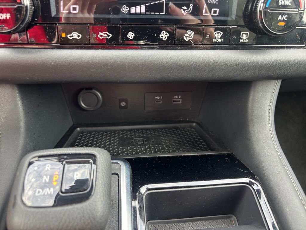 2024 Nissan Pathfinder SL White at Bob Ruth Ford