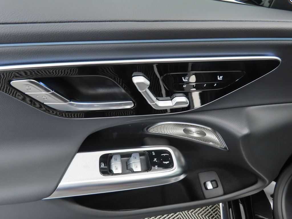 Thumbnail: 2026 Mercedes-Benz E-Class - 23