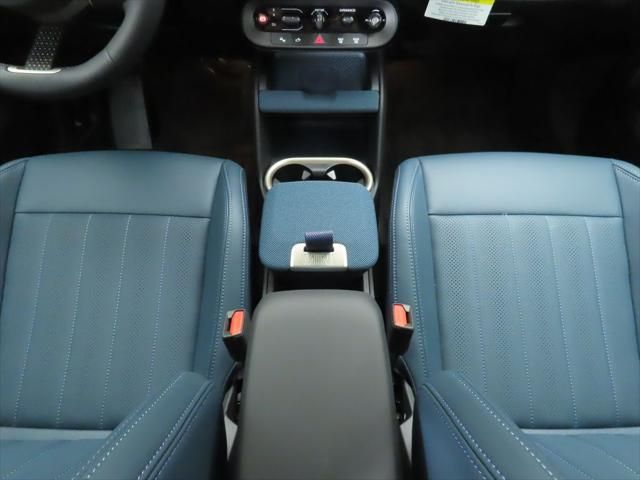 Thumbnail: 2025 MINI Cooper Countryman - 16