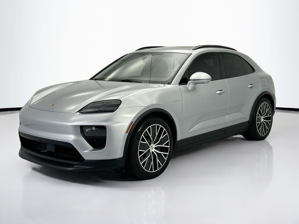 Thumbnail: 2025 Porsche Macan - 1