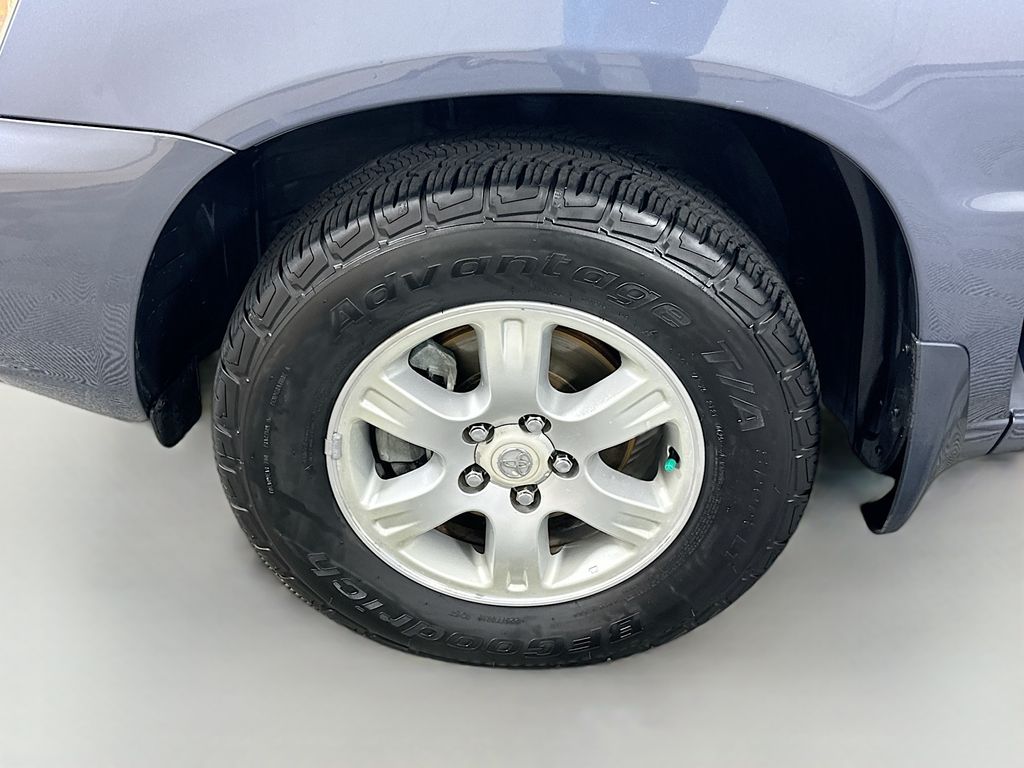 Thumbnail: 2003 Toyota Highlander - 29