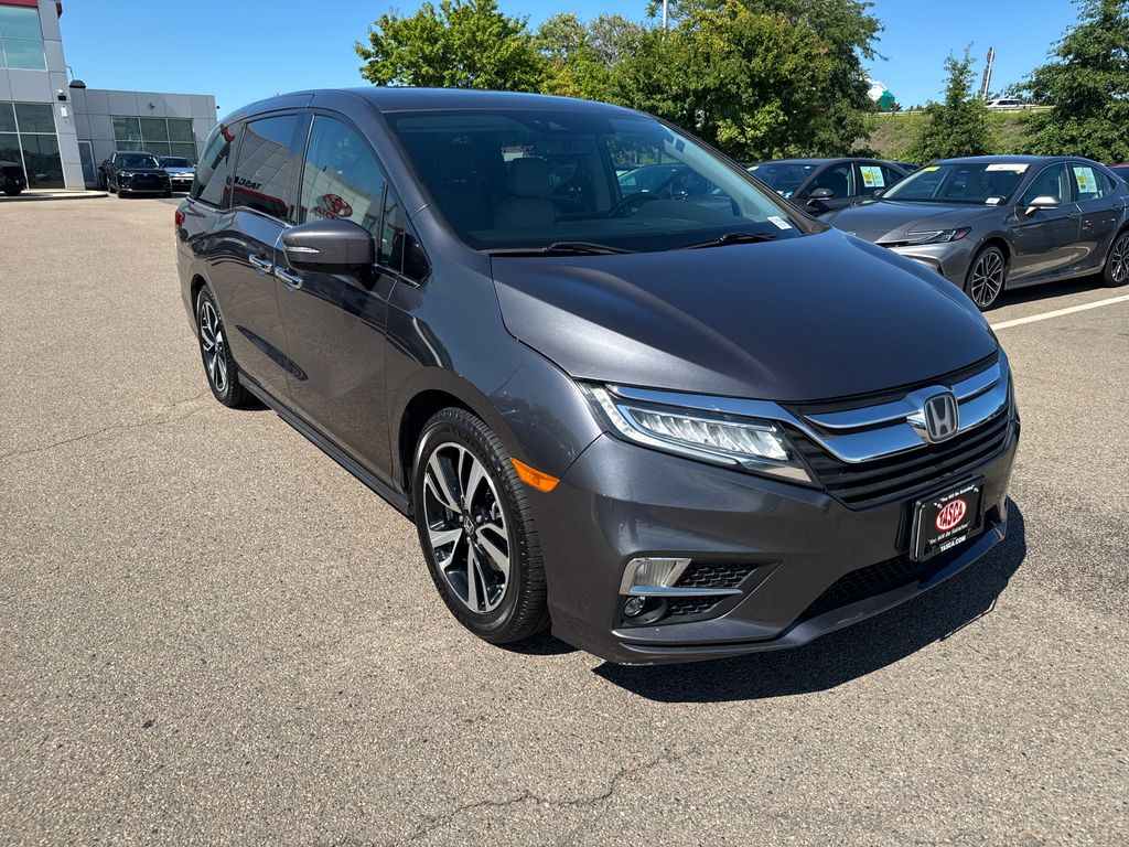 Used 2018 Gray Honda Elite image 12